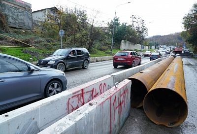 Автомобилистов предупредили о пробках на пострадавшей от оползней трассе Джубга-Сочи