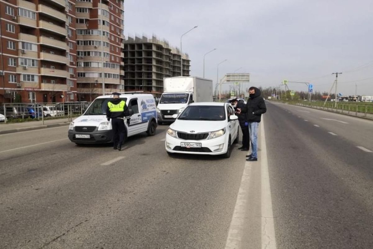 В Краснодарском крае на основных магистралях городов и районов появятся карантинные посты