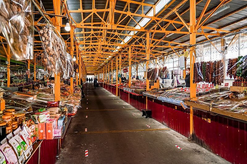 В Сочи открыли пять продовольственных рынков