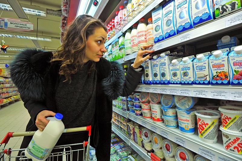В России начнут маркировать продукты с заменителями молочных жиров  