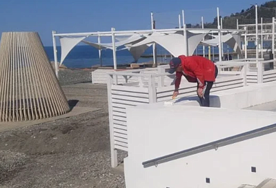 Пляжи Сочи готовят к купальному сезону, который начнется 1 июня