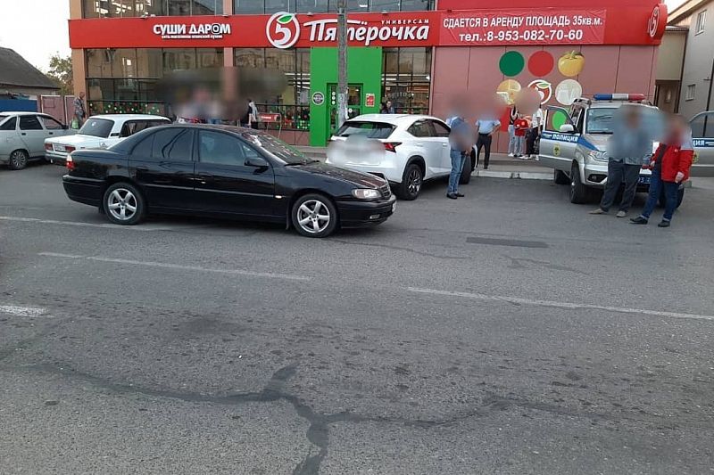 В Краснодарском крае водитель на иномарке сбил 10-летнего ребенка