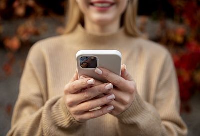 Netflix продлил товарные знаки в России, WhatsApp* не планируют разблокировать: главные новости к утру 16 января