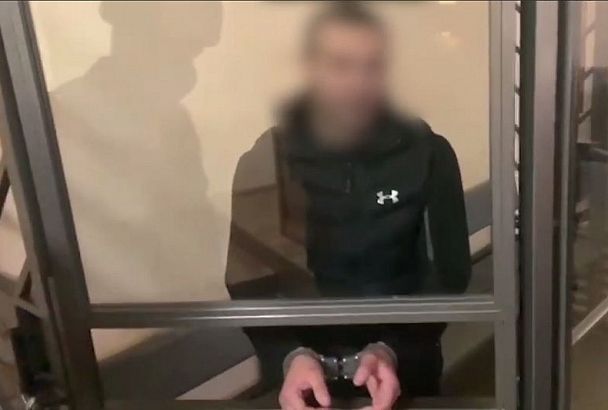 Покушение на убийство: в Краснодаре арестован приезжий, ударивший ножом охранника ночного клуба