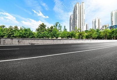 Учёные нашли способ замедлить разрушение асфальта на 30–40% с помощью природных волокон