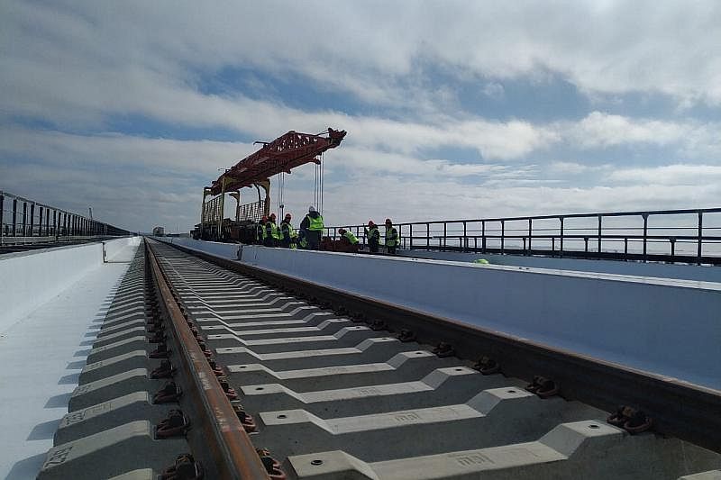 На Крымском мосту установят сканеры для просвечивания вагонов