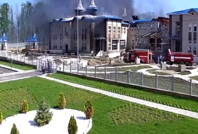 Площадь пожара в новом строящемся детсаду в Кореновске увеличилась до 1 тыс. кв. метров
