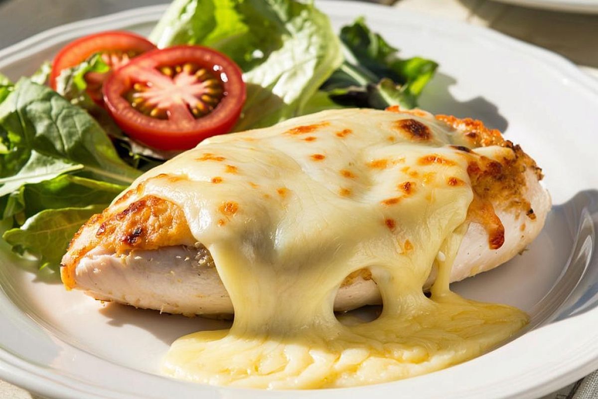  Сочное куриное филе под пикантной  тропической «шубкой»