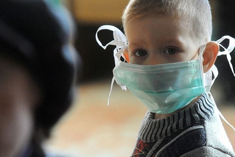 В Роспотребнадзоре рассказали, как защитить детей от коронавируса