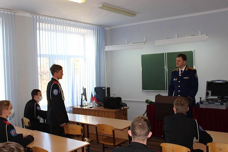 Первый в России криминалистический комплекс открыли в казачьем кадетском корпусе