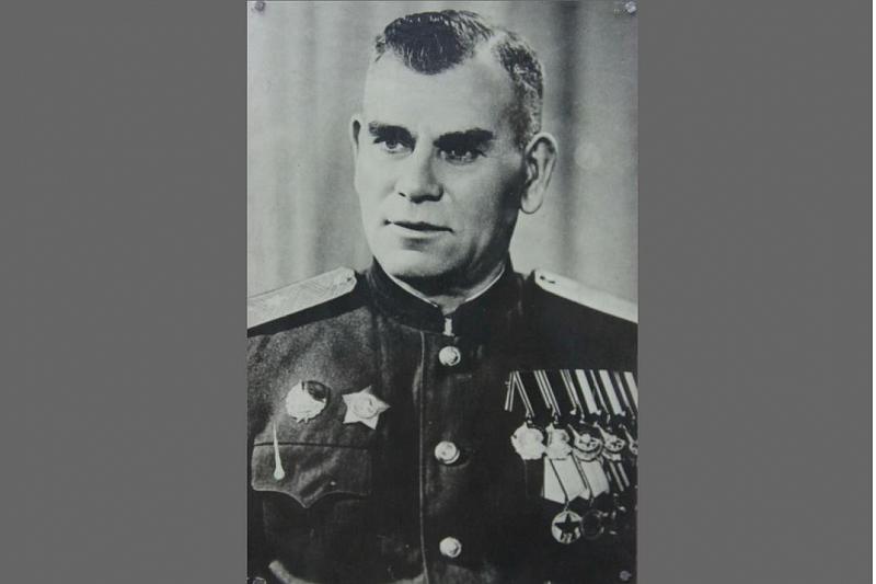 Освободитель Армавира, командир 11-го гвардейского стрелкового корпуса генерал-лейтенант И. А. Хижняк вспоминал, что, отступая, фашисты пытались стереть Армавир с лица земли.
