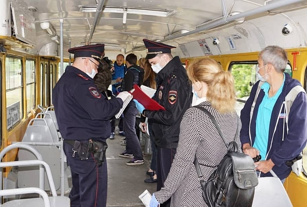 В Краснодаре пассажиров без масок могут высадить из общественного транспорта