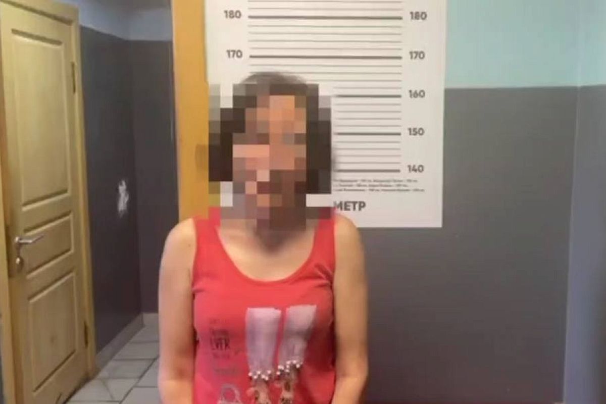 В Краснодаре задержали туристку за дискредитацию российской армии