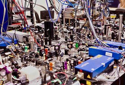 В МГУ собрали 72-кубитный квантовый компьютер на нейтральных атомах