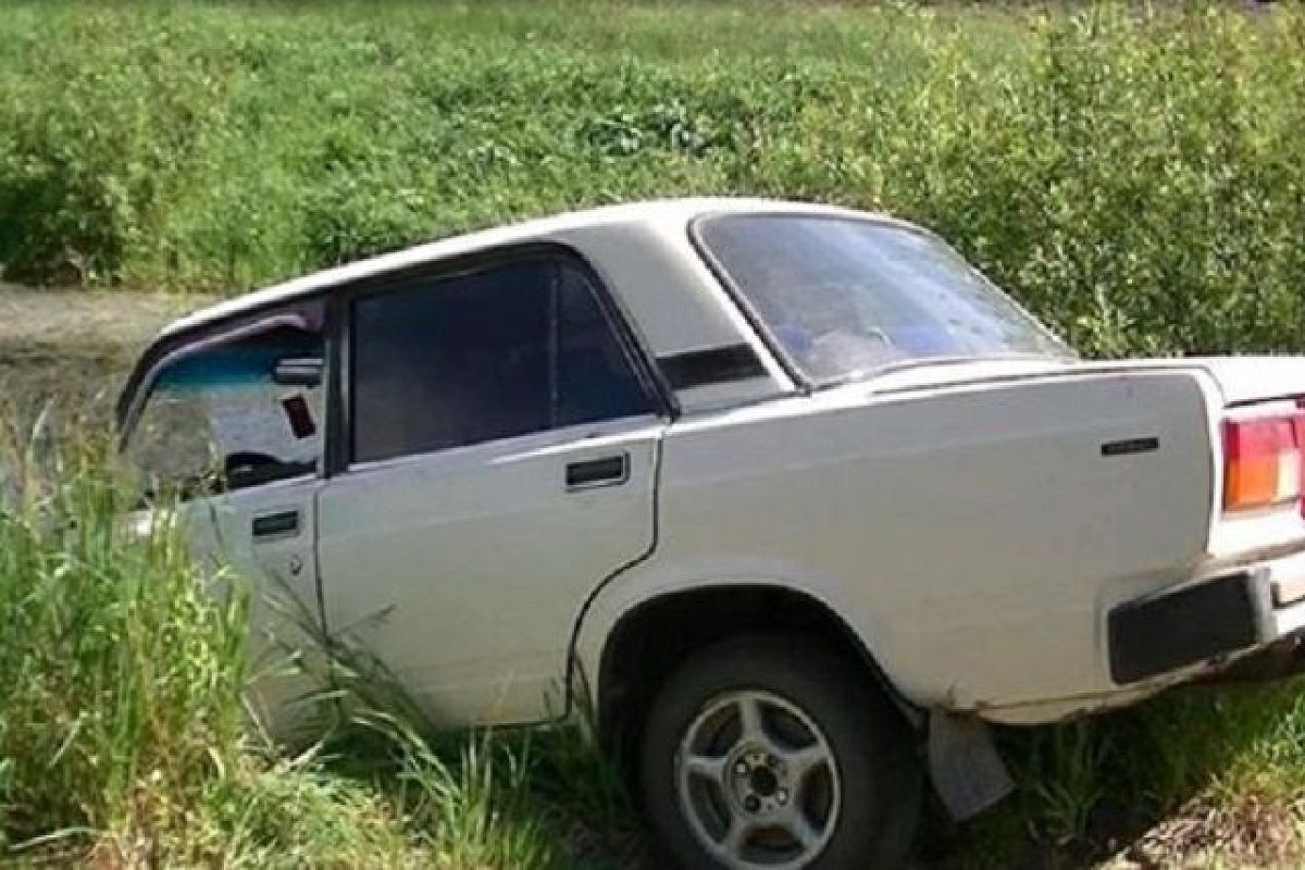 В Анапе приезжий угнал автомобиль и попал на нем в ДТП