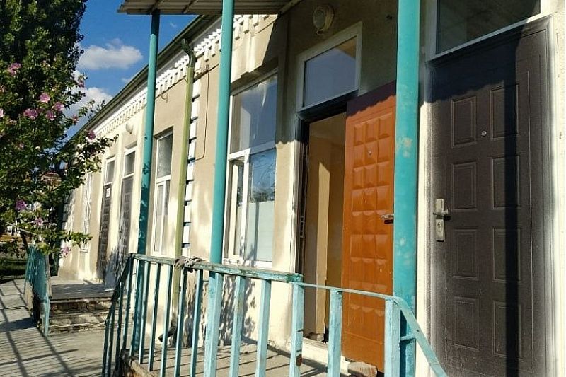 В Тимашевске ремонтируют инфекционное отделение районной больницы