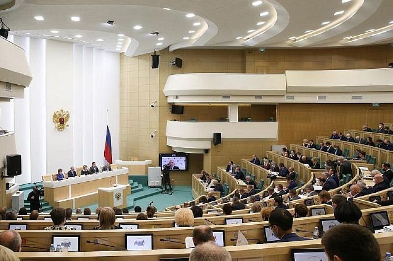Юрий Бурлачко принял участие в парламентских слушаниях Совета Федерации по проекту федерального бюджета
