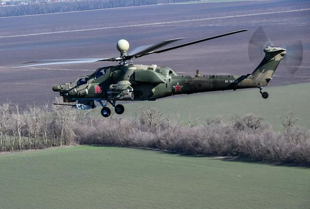 В Краснодарском крае летчики проходят обучение на новейших боевых Ми-28УБ
