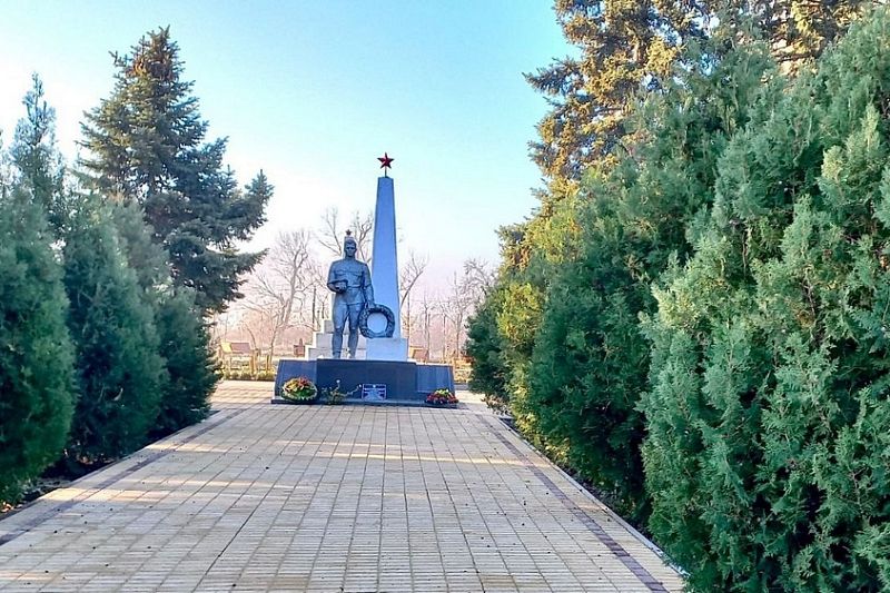 Благоустройство парка 75-летия Победы завершили в Кореновске