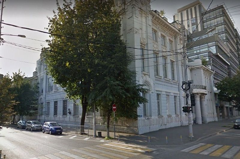 Реконструкцию Театра защитника Отечества в Краснодаре завершат до конца года