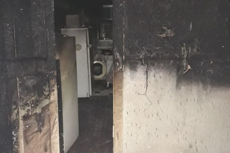 Мужчина погиб при пожаре в частном доме
