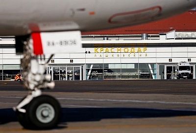 Аэропорт Краснодара продолжает работу в штатном режиме после тумана