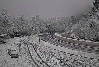 Ситуация на Мамайском перевале в Сочи сложная, но движение не перекрыто