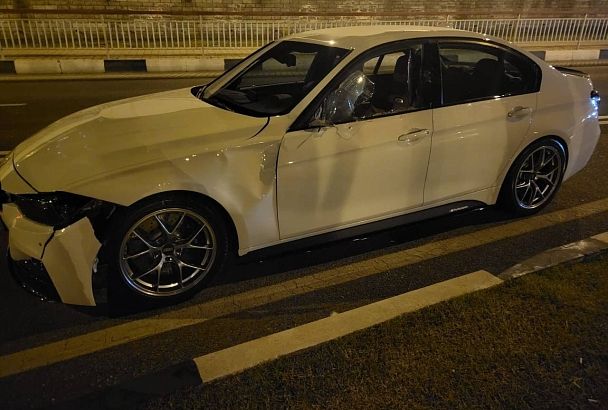В Сочи водитель на BMW насмерть сбил 14-летнюю девочку на пешеходном переходе