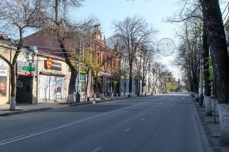 Прогулки по Красной отменяются: с 29 октября по 7 ноября главная улица Краснодара будет открыта для автомобилей