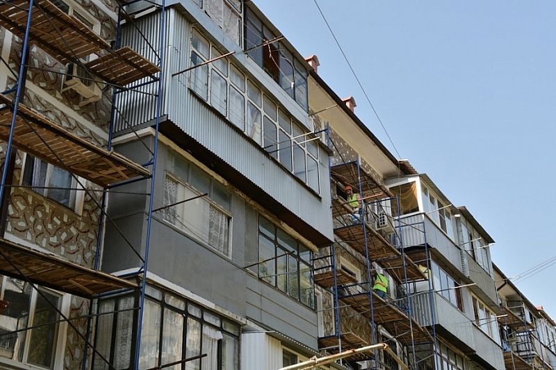 В Краснодарском крае в этом году в отремонтируют 800 многоэтажек