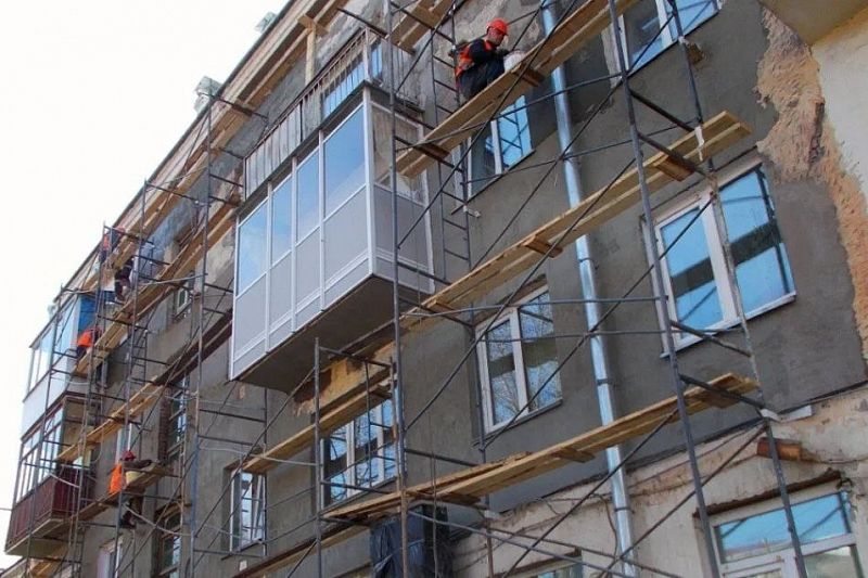 Почти 40 домов капитально отремонтируют в Новороссийске