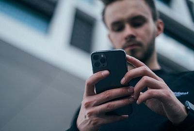 Иран мстит Израилю ракетными ударами, Владимир Зеленский нашел виноватых в ситуации на Украине, при атаке БПЛА на Краснодар погиб человек. Главное к утру 18 марта