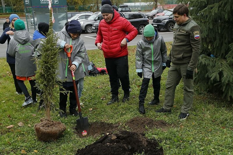 Юные футболисты Краснодара и Сочи присоединились ко всероссийской акции в поддержку экологии