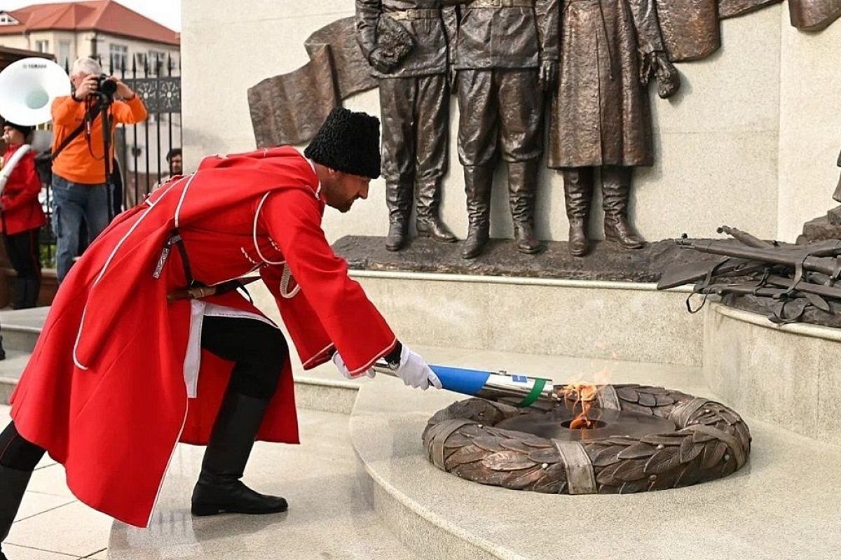 Огонь Памяти зажгли на Всесвятском кладбище Краснодара