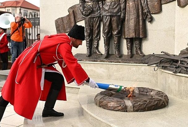 Огонь Памяти зажгли на Всесвятском кладбище Краснодара