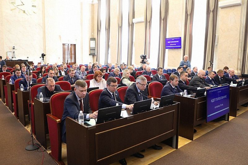 Депутаты ЗСК утвердили меры поддержки мобилизованных