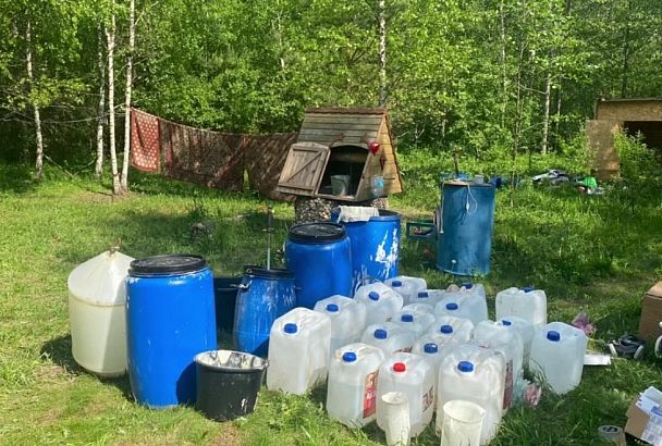 Более 25 кг мефедрона изъяли полицейские в подпольной нарколаборатории у жителя Новороссийска
