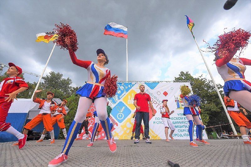 В Краснодаре впервые проходит фестиваль фитнеса и здорового образа жизни