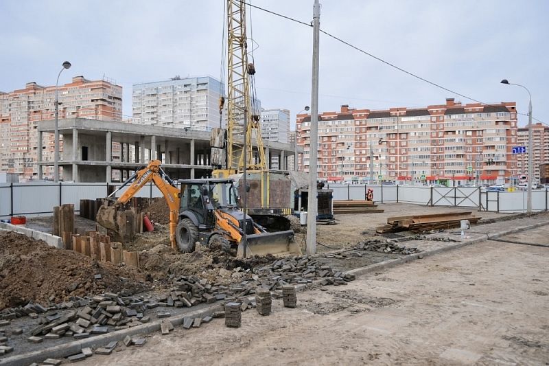 Строительство подземного перехода по улице Петра Метальникова в Краснодаре завершат в октябре 2021 года