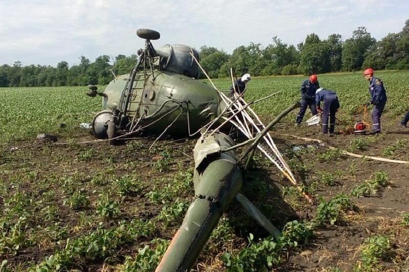В Краснодарском крае при жесткой посадке вертолета ми-2 погиб пилот