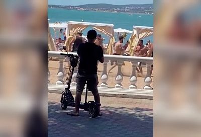 Один из участников драки на центральном пляже Геленджика арестован