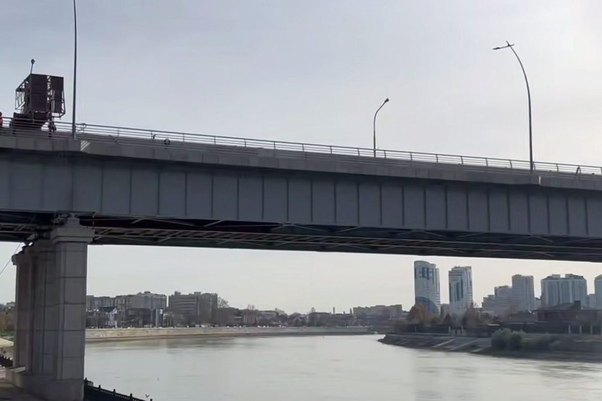 Стало известно, как будет организовано движение по отремонтированной части Тургеневского моста