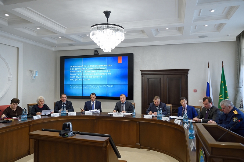 Мурат Кумпилов обозначил задачи по профилактике коррупционных нарушений