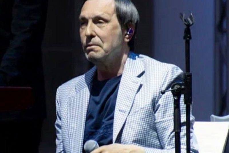 Николай Носков прервал концерт в Сочи из-за плохого самочувствия