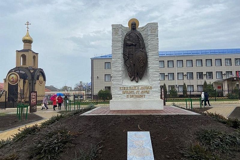 В Ейске открыли памятник Александру Невскому