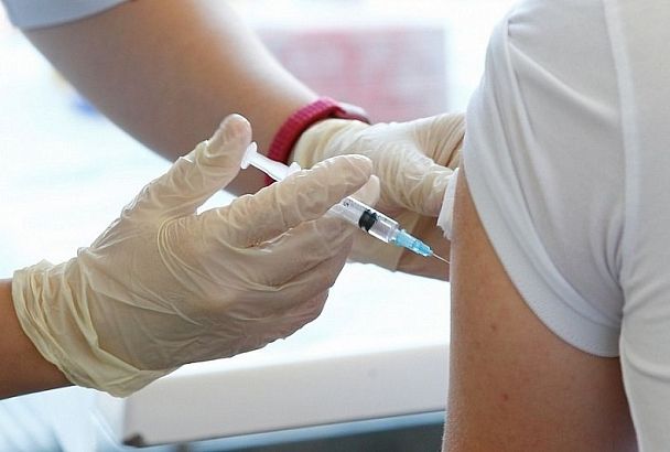 «Ковид никуда не ушел»: главный инфекционист края напомнил о важности вакцинации