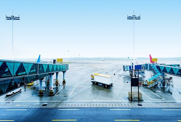 Эксперт назвал условия, при которых аэропорты Краснодарского края смогут возобновить работу