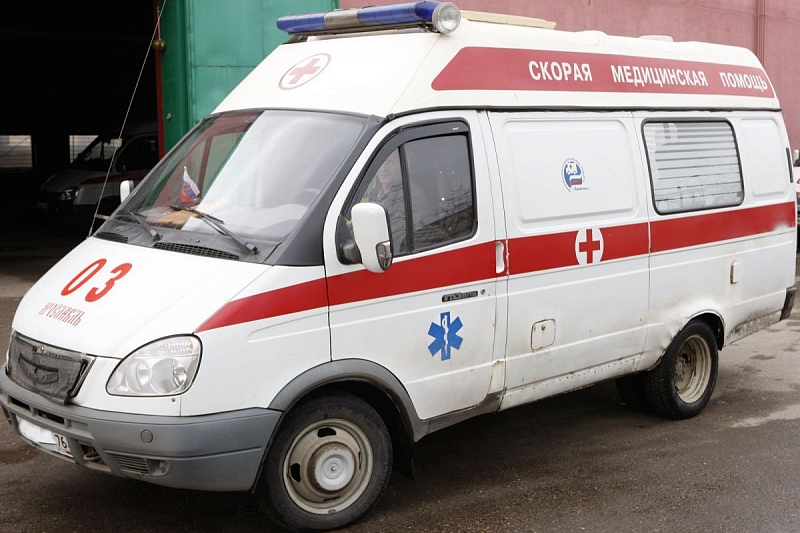 В Краснодарском крае 13-летняя школьница выжила, выпав с высоты 10-го этажа