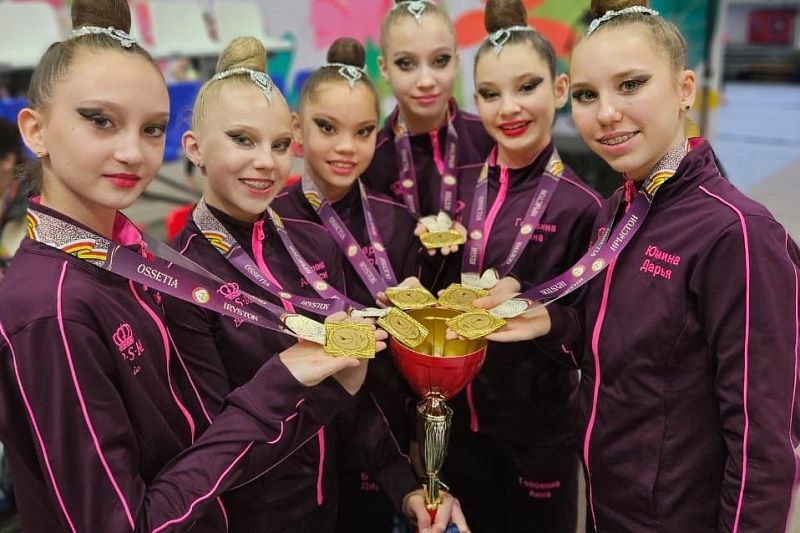 Кубанские гимнастки завоевали 11 медалей на всероссийских соревнованиях