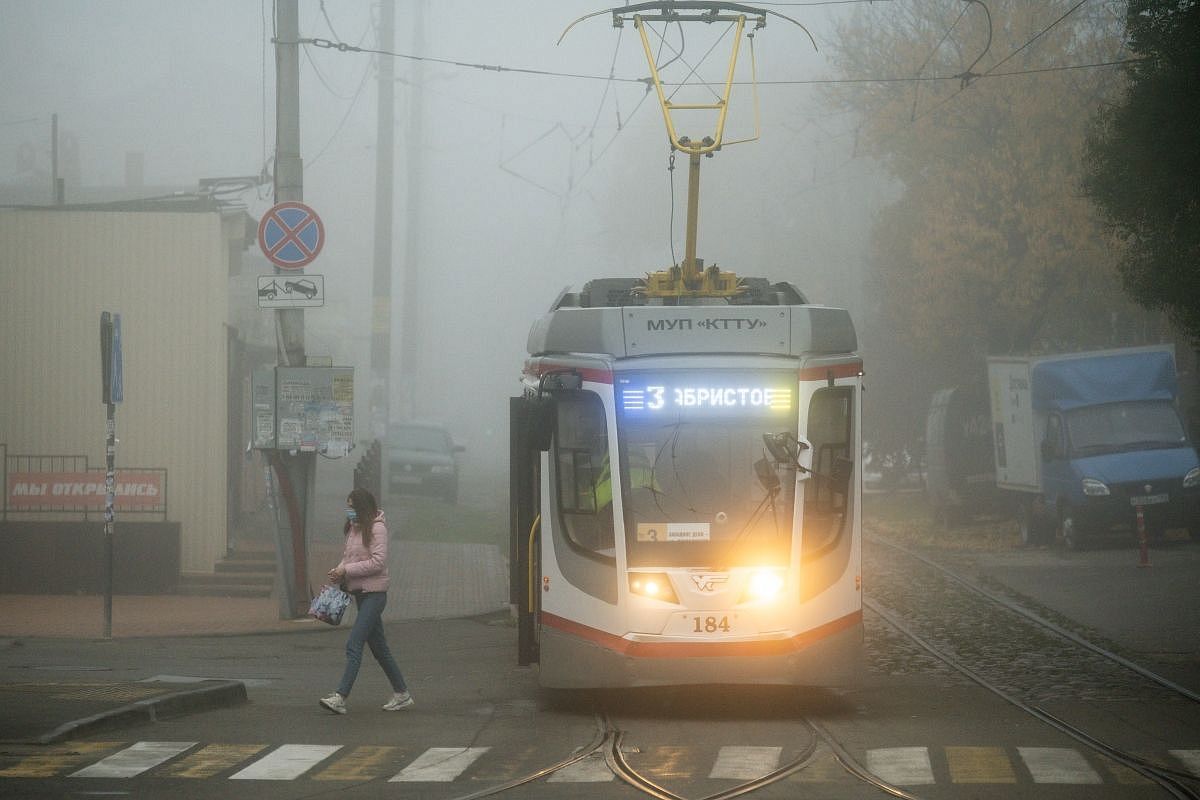 Краснодар накрыл густой туман
